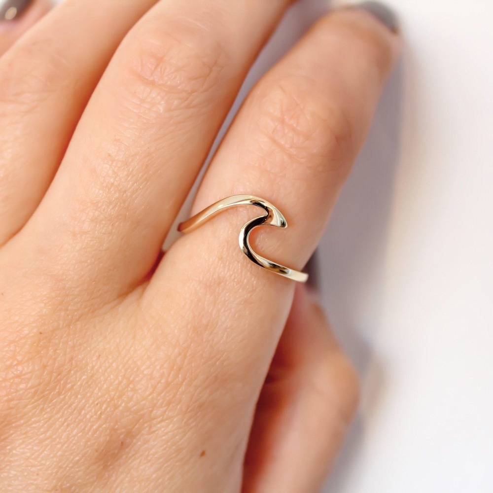 GOLD Wave Ring